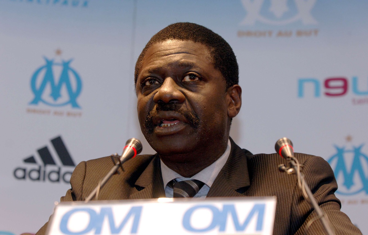 Le Monde Ancien S En Est Allé Paroles Mort de Pape Diouf: «Un père», un «mentor», un «exemple»... Vive émotion  dans le football après le décès de l'ancien président de l'OM, emporté par  le coronavirus