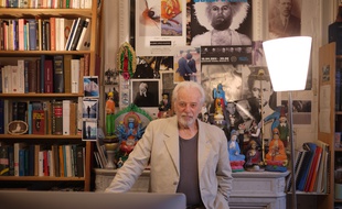Alejandro Jodorowsky à son domicile parisien en février 2014