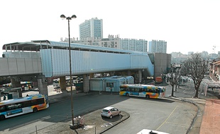 Le prolongement de la ligne 2 du métro doit aussi désengorger Bougainville.