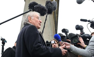 Jacques Cheminade, candidat à la présidentielle, a fait un lien mardi sur Canal + entre meurtres de masse et jeux vidéo violents.