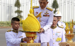 Rama X est roi depuis la fin 2016, mais il n'est couronné qu'en ce début du mois de mai 2019.