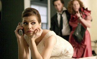 Spécialiste des comédies romantiques, elle a tourné dans «Love and other disasters» («l'amour et ses petits tracas»)