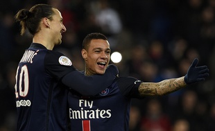 Zlatan Ibrahimovic et Grégory van der Wiel le 23 ajnvier 2016 (quand ils étaient encore potos).