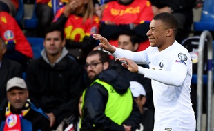 Kylian Mbappé ouvre le score pour l'équipe de France face à Andorre, en éliminatoire de l'Euro, le 11 juin 2019.