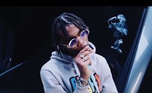 Le rappeur Koba LaD empile les millions de vues sur YouTube.
