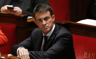 Le Premier ministre Manuel Valls à l'Assemblée Nationale, le 9 décembre 2015