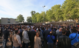 Football: Les billets pour le dernier match du Racing à domicile s'arrachent, les prix s'envolent, le club met en garde (Illustration)