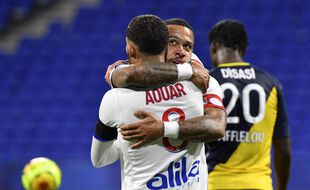 La connexion entre Memphis Depay et Houssem Aouar a dynamité la défense monégasque, dimanche soir au Parc OL (4-1).. PHILIPPE DESMAZES