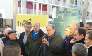 Alain Juppé et Noël Mamère présents pour l'inauguration de l'extension de la ligne C du tram sur Bègles.