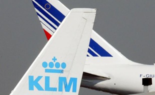 Air France-KLM a enregistré une croissance de 2,2% de son trafic passagers en 2013 soutenu par l'Asie et le continent américain et il est parvenu à se maintenir en Europe malgré une conjoncture atone.