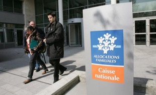 Les députés ont décidé, vendredi en séance, que la revalorisation des prestations familiales, traditionnellement opérée au 1er janvier, interviendrait dorénavant au 1er avril, comme c'est déjà le cas pour les pensions de retraite.
