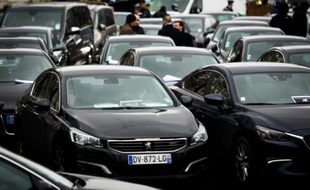 Rassemblement de VTC le 9 février 2016 place de la Nation à Paris