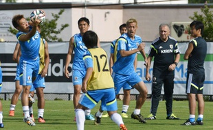 Alberto Zaccheroni, le coach italien, dirige l'entraînement de l'équipe nationale japonaise, à Clearwater, Floride, le 6 juin 2014.