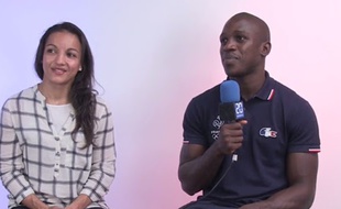 Les boxeurs Sarah Ourahmoune et Souleymane Cissokho, médaillés aux JO de Rio, dans les locaux de 20 Minutes le 24 août 2016.
