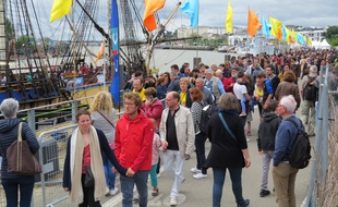 L'événement Débord de Loire a attiré des milliers de visiteurs quai de la Fosse à Nantes, dimanche 26 mai 2019.