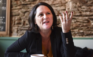 Johanna Rolland, maire PS de Nantes et candidate à sa propre succession.