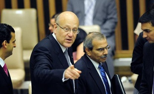 Une nouvelle crise politique se profile au Liban en raison des pressions croissantes sur le Premier ministre Najib Mikati pour respecter les engagements financiers de son pays à l'égard du tribunal de l'ONU enquêtant sur le meurtre de l'ex-dirigeant Rafic Hariri