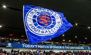 Des supporters des Glasgow Rangers dans le stade de leur club lors d'un match du championnat écossais, le 4 décembre 2021.