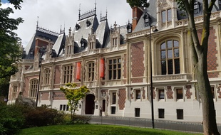 La cité de l'Economie est logée dans l'hôtel Gaillard, dans le 17e arrondissement de Paris.