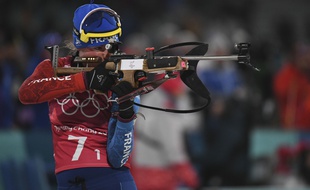 Marie Dorin et le relais féminin joueront la médaille jeudi soir