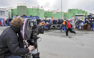 Cinquante-sept salariés de Total ont été engagés comme figurants pour le tournage du nouveau film de Cédric Klapisch.