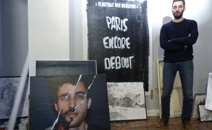 Le street artist Combo dans son atelier parisien