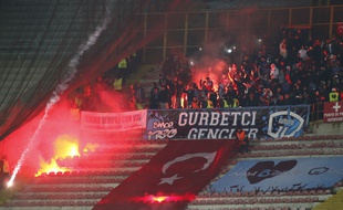 Les supporters de Trabzon en février 2015 à Naples.