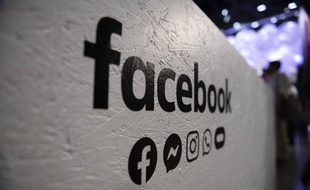 Facebook a lancé jeudi une nouvelle offensive contre des promoteurs de discours extrémistes, violents, antisémites, racistes ou complotistes.