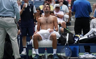 Novak Djokovic en train de chercher de l'air à New-York, le 29 août 2018.