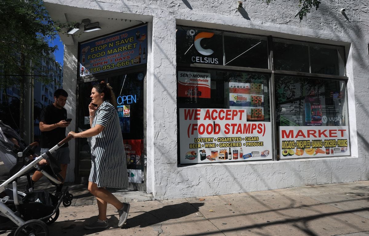 Etats-Unis : Trump promet de sauver le programme d'aide alimentaire américain