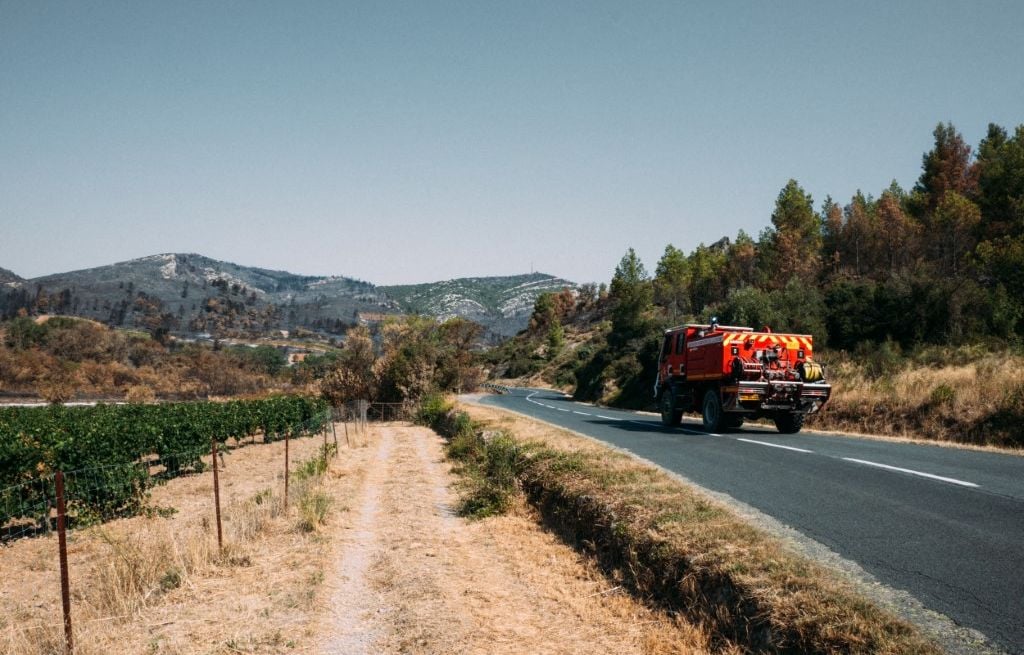 Aude : Une rave party rassemble 2.000 personnes sur les lieux de l’incendie