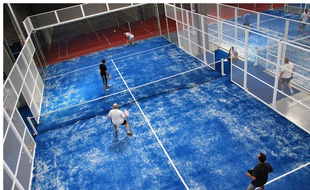 Le complexe indoor du Padel Central de Lyon a ouvert l'an passé à Dardilly.