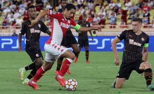 Ben Yedder bute sur le gardien du Shakhtar.