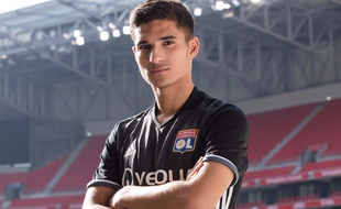 Maillot Domicile Olympique Lyonnais Houssem AOUAR Maillot Domicile Olympique Lyonnais Houssem AOUAR