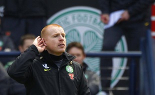 Le manager du Celtic Glasgow, Neil Lennon, lors d'un match de son équipe contre Aberdeen, le 17 janvier 2011 à Glasgow.