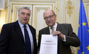Le gouvernement a tiré un trait sur le "tout TGV" et les politiques de transport pharaoniques, avec la remise jeudi du rapport de la commission Mobilité 21, dont les orientations en faveur de l'entretien du réseau existant sont déjà largement approuvées par l'exécutif.