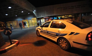 Une voiture de police à Tel Aviv le 12 septembre 2009