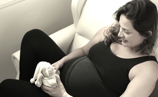 Illustration d'une femme enceinte.