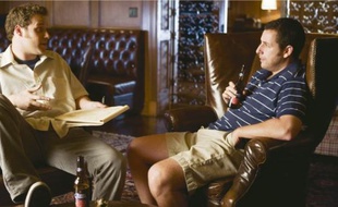 Seth Rogen (à gauche) et Adam Sandler forment un duo comique bouleversant.