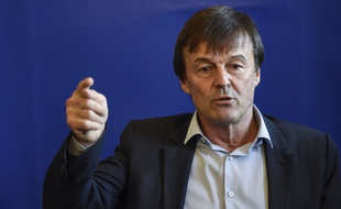 Nicolas Hulot avait alors annoncé le 20 juin que la défense de l'environnement pourrait être inscrite à l'article 1 de la Constitution.