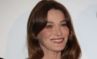 Carla Bruni à Cap d'Antibes le 22 mai 2014.