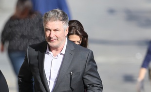 Alec Baldwin arrivant aux studios ABC à Los Angeles