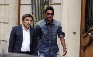 Le Brésilien Brandao à son arrivée à la Ligue de football professionnel, le 21 août 2014 à Paris.