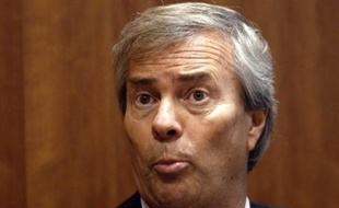 Les actionnaires du groupe publicitaire britannique Aegis ont refusé vendredi pour la cinquième fois de nommer deux représentants de Bolloré à son conseil d'administration, comme le réclamait le groupe français, lors d'une assemblée générale à Londres.