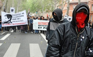 Le défilé en hommage à Clément Méric, à Toulouse, le 8 juin 2013.