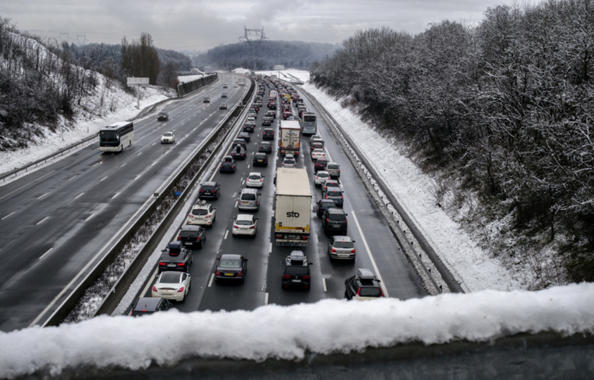 Accident A43 Aujourd hui La Tour Du Pin Situation toujours chaotique sur les routes des Alpes en raison de la neige