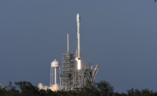La société américaine SpaceX a lancé le 30 mars 2017 avec succès depuis Cap Canaveral (Etats-Unis) sa fusée Falcon 9 dont le premier étage a déjà volé et a été recyclé.