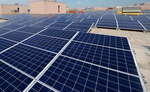 Les investissements dans les énergies renouvelables dans le monde ont affiché un recul de 20% au troisième trimestre, l'Allemagne tombant même au plus bas depuis... 2004, selon des statistiques publiées lundi.