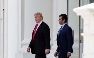 Donald Trump et son fils Donald Trump Jr., le 5 juillet 2018 à la Maison Blanche.