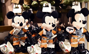 Des jouets Disney.